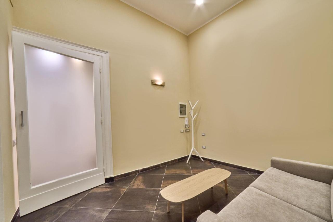 Via Niccolo Tommaseo 14 Apartment Naples Exterior photo